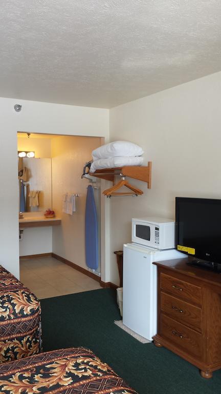Der Ruhe Blatz Motel Shipshewana Zewnętrze zdjęcie